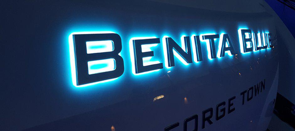 Signage Lighting on Yachts